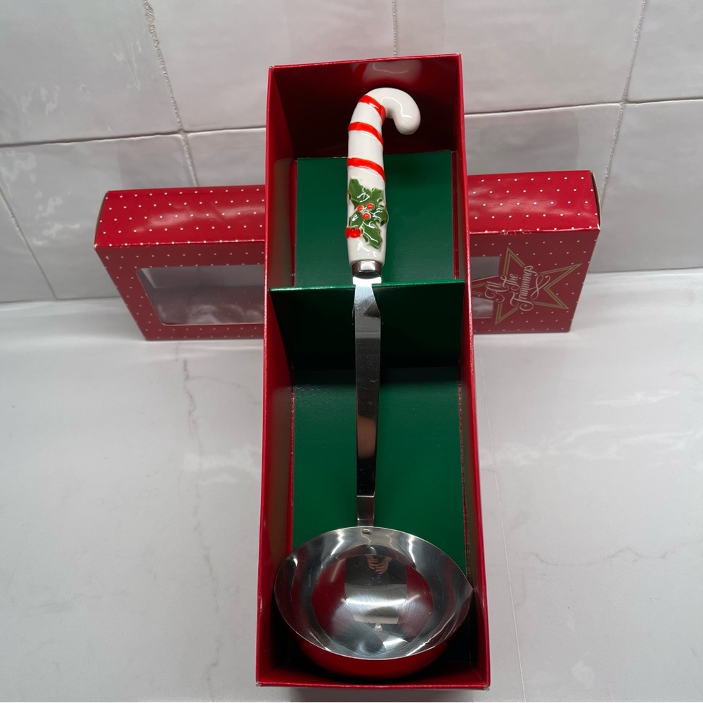 Vintage 1986 Macy’s Christmas Punch Ladle In Box Candy Cane Handle Holly Leaves